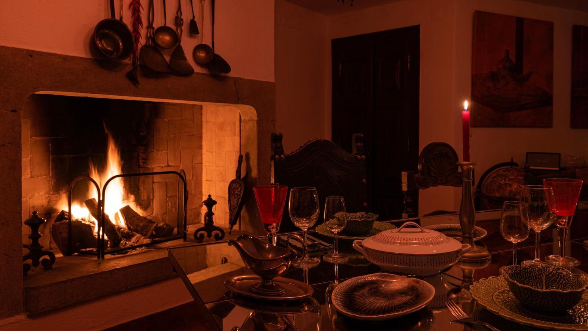 Small Cozy Room In Palace Patio With Hot Tub And Snooker - Sintra Wow 外观 照片