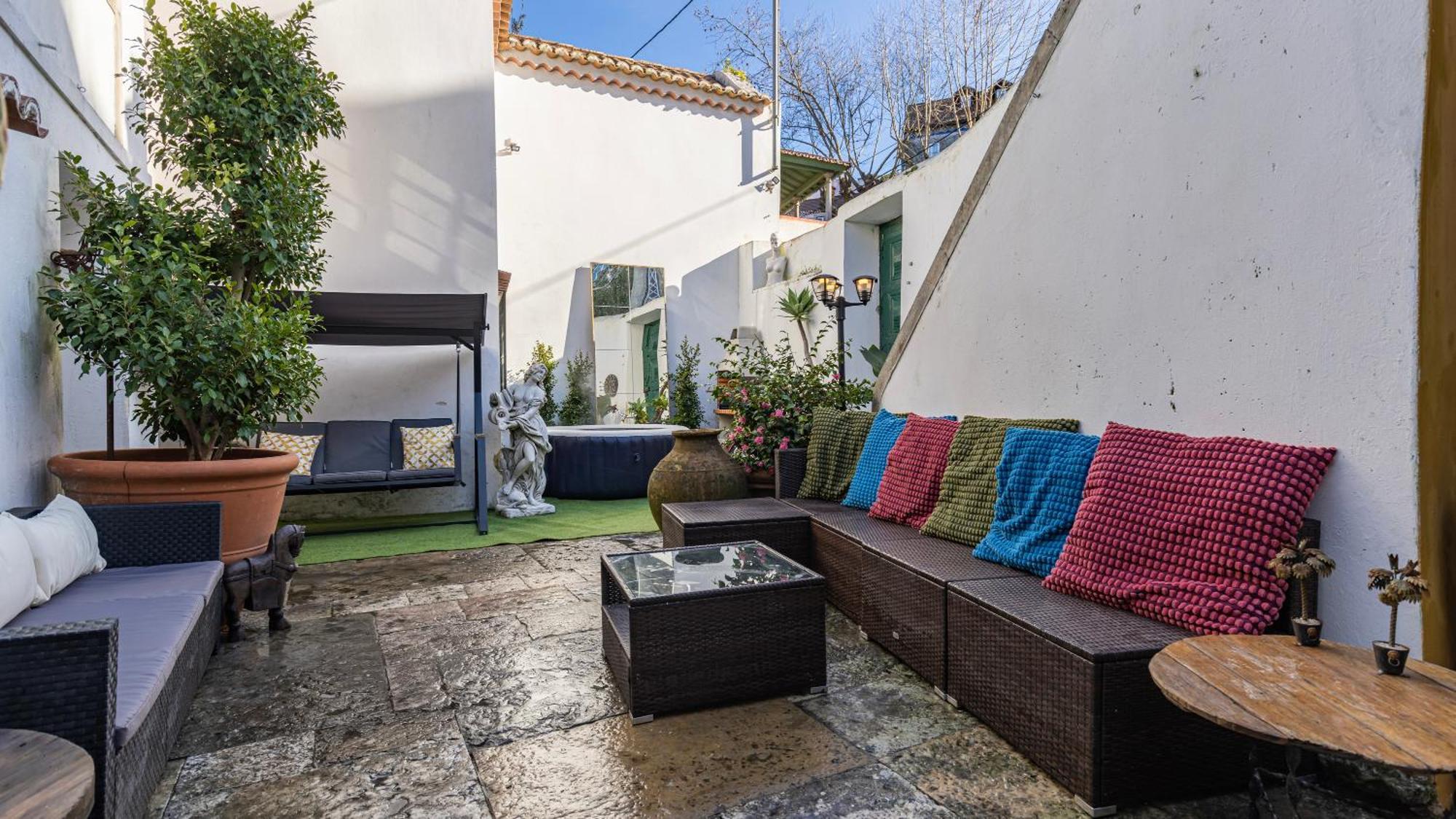 Small Cozy Room In Palace Patio With Hot Tub And Snooker - Sintra Wow 外观 照片